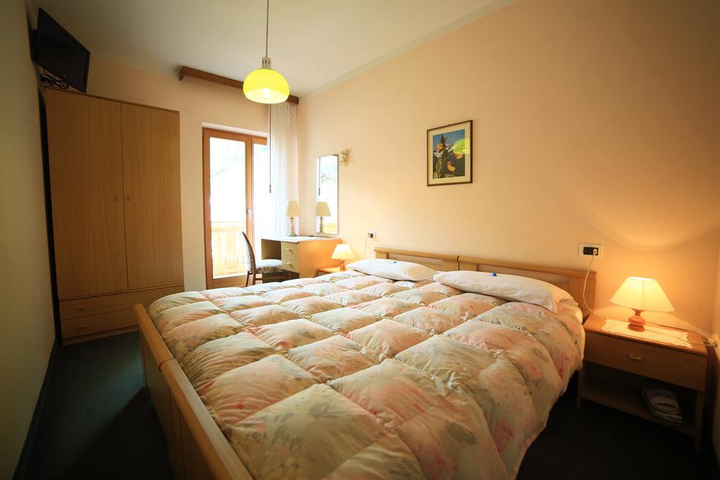 Hotel La Montanara Rocca Pietore Habitación foto